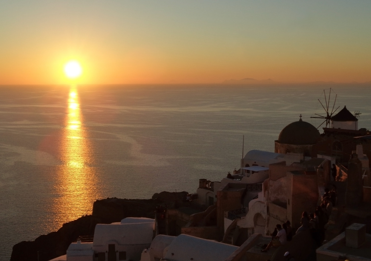 <p>Explore Santorini</p>