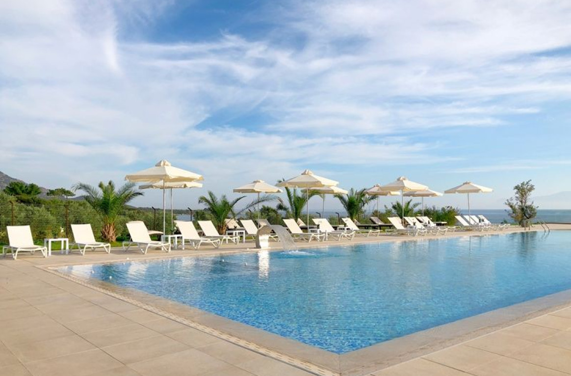 King Maron Beach Hotel & Spa
