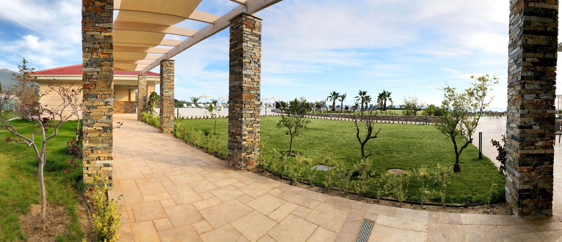 King Maron Beach Hotel & Spa